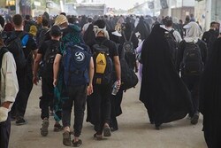 کمبود اتوبوس‌ بین شهری در مرز مهران